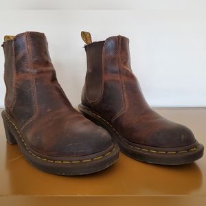 Dr. Martens Cadence Chelsea boots